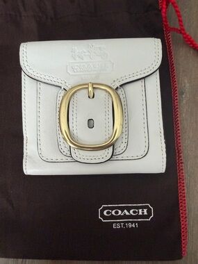 Coach Bleecker White Leather Buckle Trifold Wallet